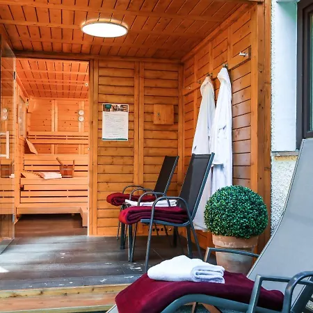 Aktivital Hotel.8 *