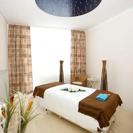 Aktivital Hotel.8 バート・グリースバッハ